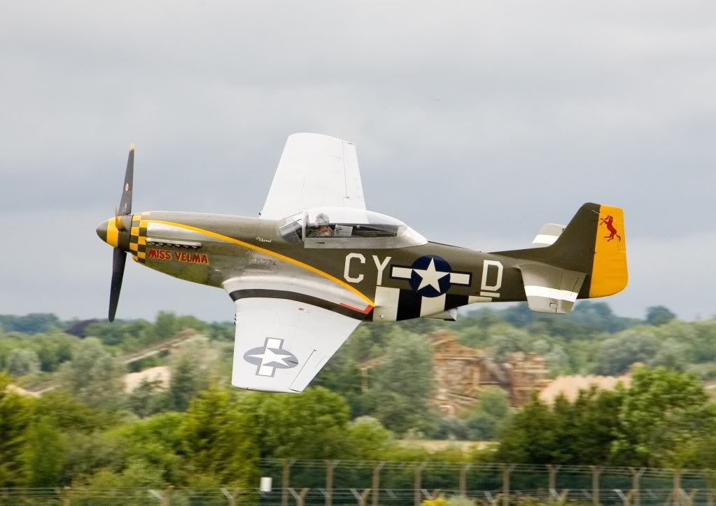 IMAGE: http://i291.photobucket.com/albums/ll281/Biffo58/Fairford2007033.jpg