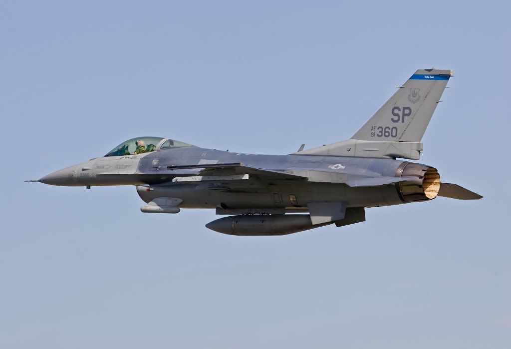 IMAGE: http://i291.photobucket.com/albums/ll281/Biffo58/SP360F-16CViper2_filtered.jpg
