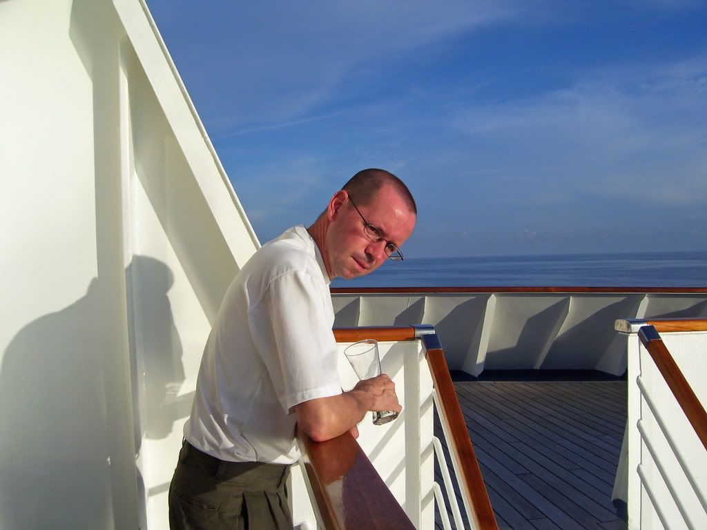 CarnivalCruiseEcstasy07030_edited-1.jpg