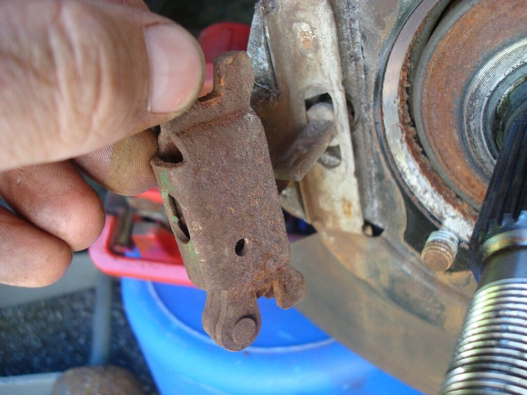 How to replace emergency brake shoes