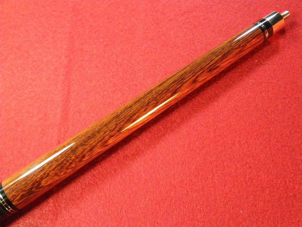 BlackcreekHalfSSRosewoodCue038.jpg