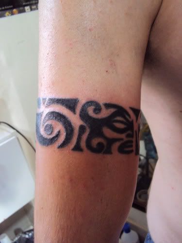 Tatuagem maori bracelete 