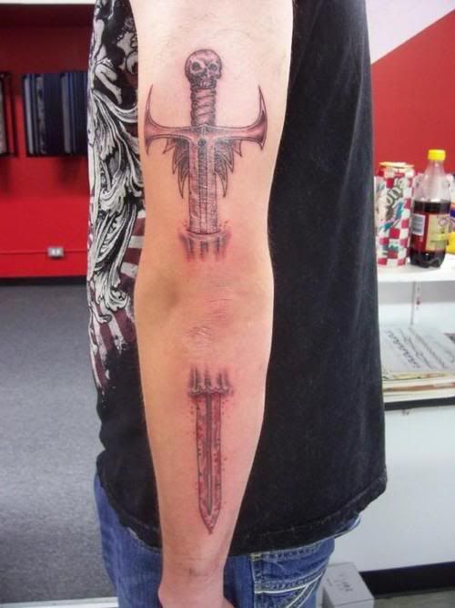 Tatuagem de espada