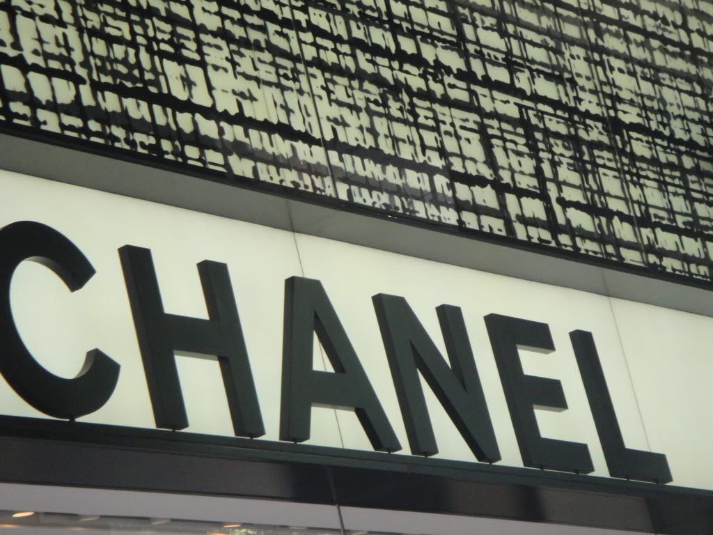 CHANEL Pictures, Images and Photos