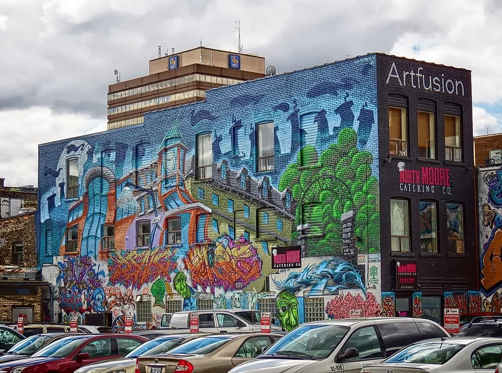 IMAGE: http://i291.photobucket.com/albums/ll293/Chopper_Al/cityscape.jpg