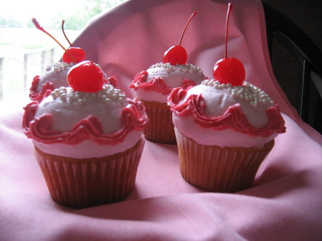 pinkalicious cupcakes