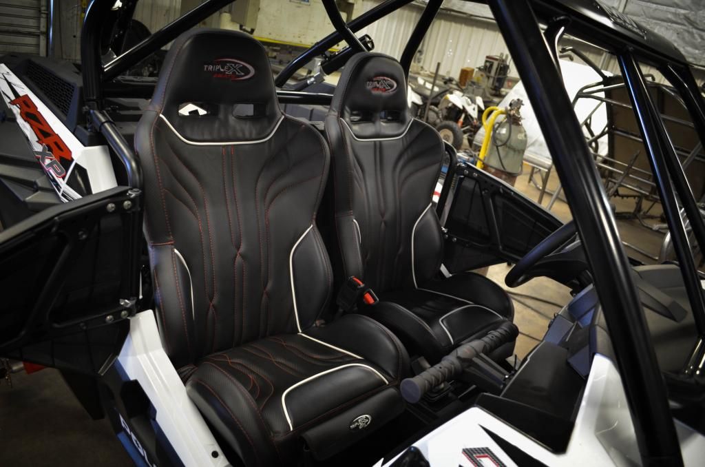 photo TripleXBlackwidowBucketseatsPolaisRZRXP1000-1_zpsb305da2f.jpg