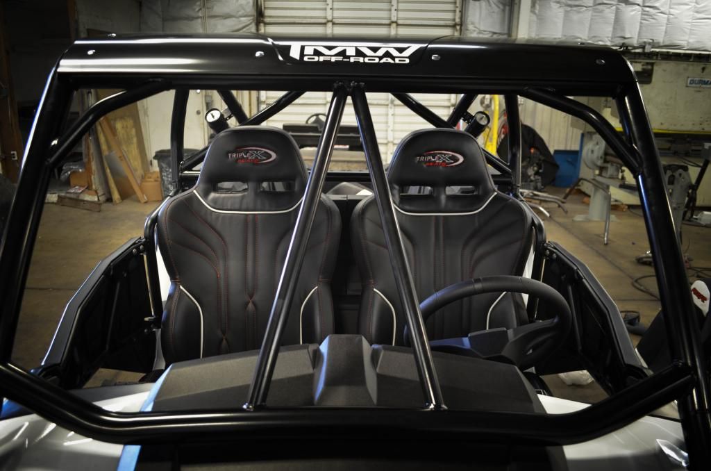 photo TripleXBlackwidowBucketseatsPolaisRZRXP1000-5_zpsa27666e7.jpg