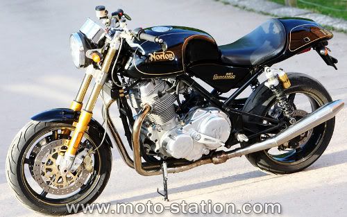 Norton_961_Commando_2009_st1pz.jpg