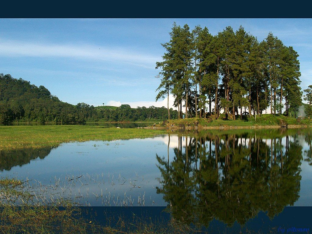 situ patengan Lokasi wisata di bandung yg dapat anda kunjungi dalam paket wisata seratour © jhon-wie-yono paket wisata pangandaran