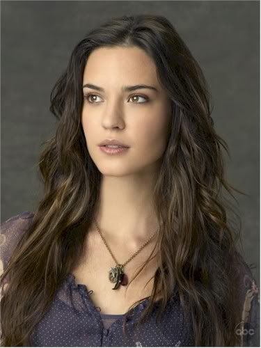 Odette Yustman fotos