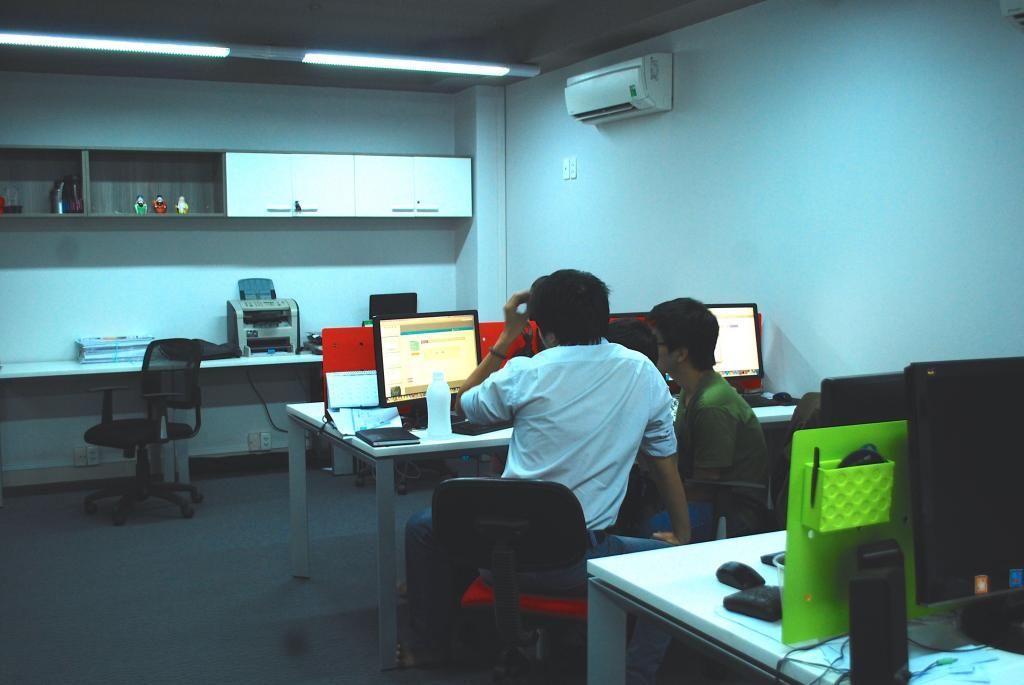 Nhượng lại văn phòng và nội thất ở Q3 TP HCM - 3