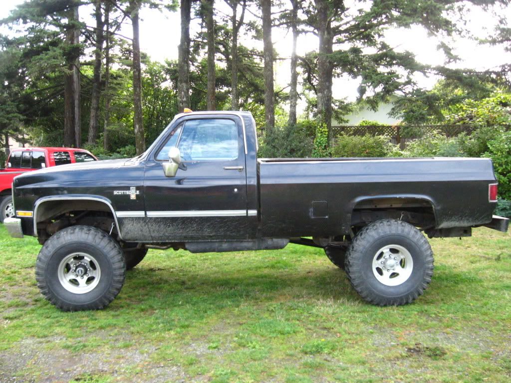 Lifted 84 Chevy