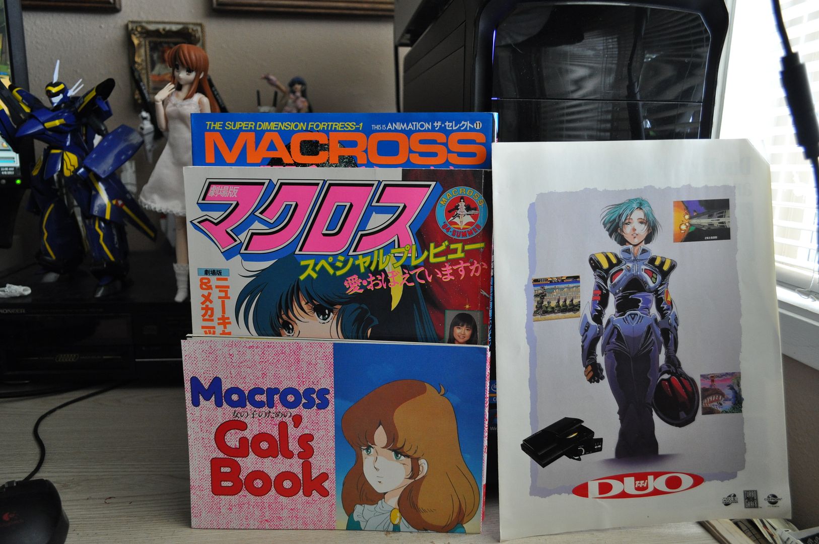 JVMACROSSMACROSSBooks-1983-1984-4-8-13_zpsb5a97d65.jpg