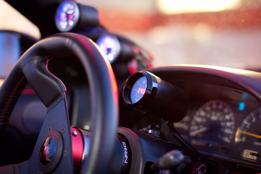 IMAGE: http://i291.photobucket.com/albums/ll311/SuicidnS13/AEMBokeh.jpg