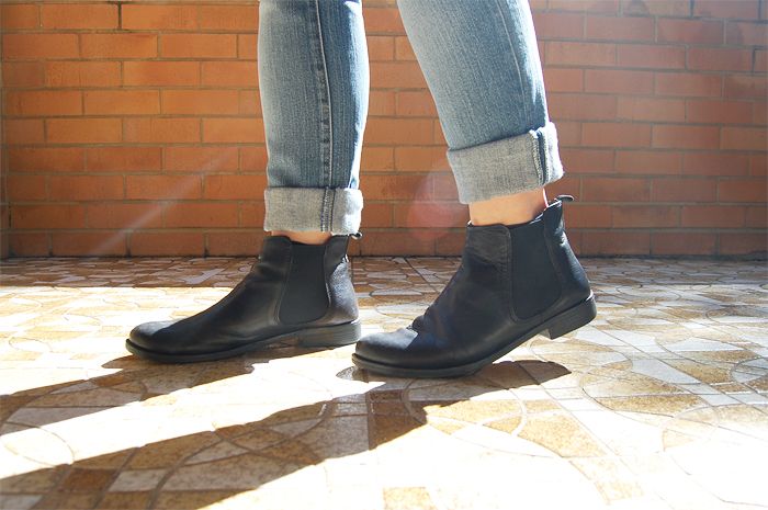 chelsea boots jeans