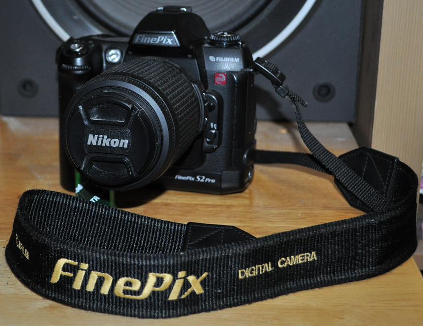FINEPIX%20S2%20PRO%204-30-20.png